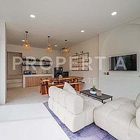 Beautiful Tropical Villa Minutes From Canggu. Villas in Bali for Sale: Villa in Bali for 177 Thousands EUR. Leasehold. Preview of main photo