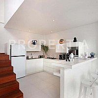 Stunning Luxury Family Villa In Berawa. Villas in Bali for Sale: Villa in Berawa (Canggu), Bali for 119,2 Million JPY. Leasehold. Preview of main photo