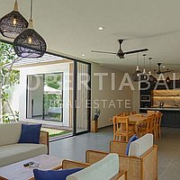 Charming Contemporary Family Home In Babakan. Villas in Bali for Sale: Villa in Babakan, Bali for 292 Thousands EUR. Leasehold. Preview of main photo