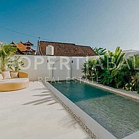 Stunning Family Home In Padonan. Villas in Bali for Sale: Villa in Padonan, Bali for 5,1 Billion IDR. Leasehold. Preview of main photo