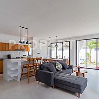 Beautiful Modern Villa In Ungasan. Villas in Bali for Sale: Villa in Ungasan, Bali for 17,7 Million PHP. Freehold. Preview of main photo