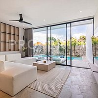 Luxury Tropical Style Villa In Babakan. Villas in Bali for Sale: Villa in Babakan, Bali for 45,5 Million JPY. Leasehold. Preview of main photo