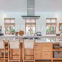 Elegant French-Designed Villa In Pererenan. Villas in Bali for Sale: Villa in Pererenan (Canggu), Bali for 1108 Thousands USD. Leasehold. Preview of main photo