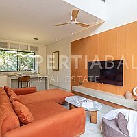 Amazing Modern Contemporary Loft In Pererenan. Villas in Bali for Sale: Villa in Pererenan (Canggu), Bali for 3,9 Billion IDR. Leasehold. Preview of main photo