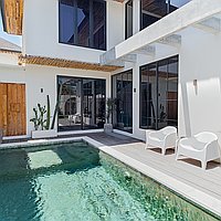 Brand New 4 Bedroom Villa with Unique Design in Seminyak – Promising High Return on Investment. Villas in Bali for Sale: Villa in Seminyak, Bali for 2,3 Million CNY. Leasehold. Preview of main photo