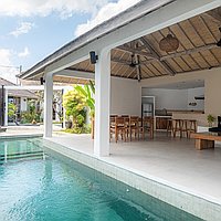 Affordable 3 Bed Villa Investment Located in Heart of Seminyak. Villas in Bali for Sale: Villa in Seminyak, Bali for 48,5 Million JPY. Leasehold. Preview of main photo