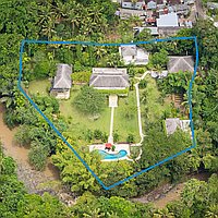 Secluded riverfront estate in Wanasara. Villas in Bali for Sale: Villa in Tabanan, Bali for 1502 Thousands USD. Freehold. Preview of main photo