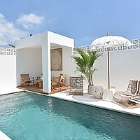 Stunning Selection Of 5 X 3 Bedroom Designer Townhouses. Villas in Bali for Sale: Villa in Tabanan, Bali for 7,7 Million TWD. Leasehold. Preview of main photo