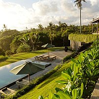 Unique Luxury Beachfront Freehold 3 Bedroom Villa With All The Extras. Villas in Bali for Sale: Villa in Tabanan, Bali for 5,9 Million AED. Freehold. Preview of main photo