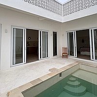 Chic One-Bedroom Villa with Stylish Rooftop and Long Lease in Umalas. Villas in Bali for Sale: Villa in Umalas, Bali for 5,3 Million THB. Leasehold. Preview of main photo